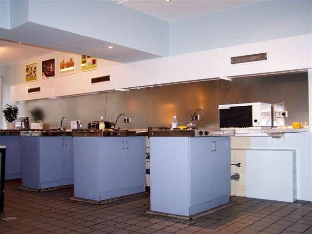 Pronájem bytu 13 m², Suarezstr. 15-17, Berlin, Berlín Pronájem bytu 13 m², Suarezstr. 15-17, Berlin, Berlín