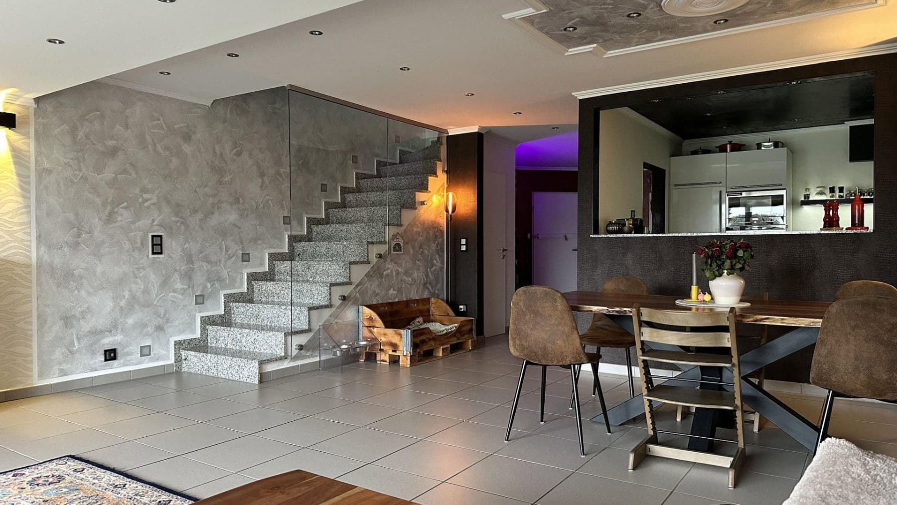 Prodej bytu 5+1 126 m², Oberhausen, Severní Porýní-Vestfálsko Prodej bytu 5+1 126 m², Oberhausen, Severní Porýní-Vestfálsko