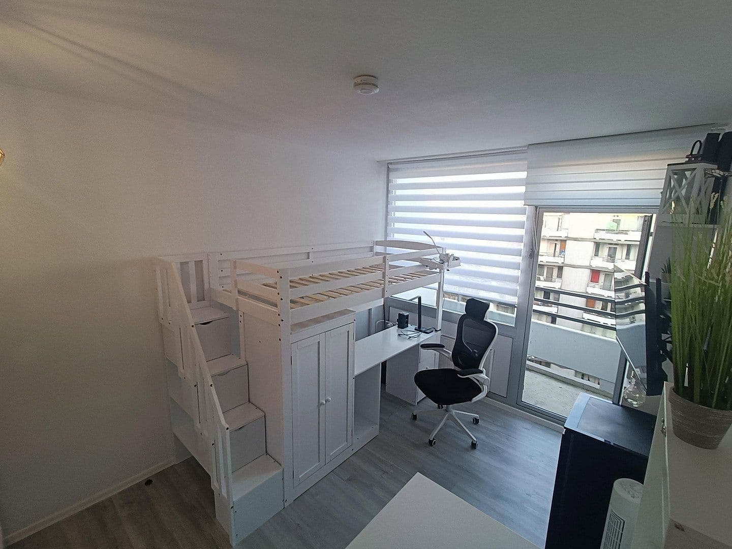 Pronájem bytu 1+1 20 m², Berhard-Feilchenfeld-Straße 13, Köln-Zollstock, Severní Porýní-Vestfálsko Pronájem bytu 1+1 20 m², Berhard-Feilchenfeld-Straße 13, Köln-Zollstock, Severní Porýní-Vestfálsko