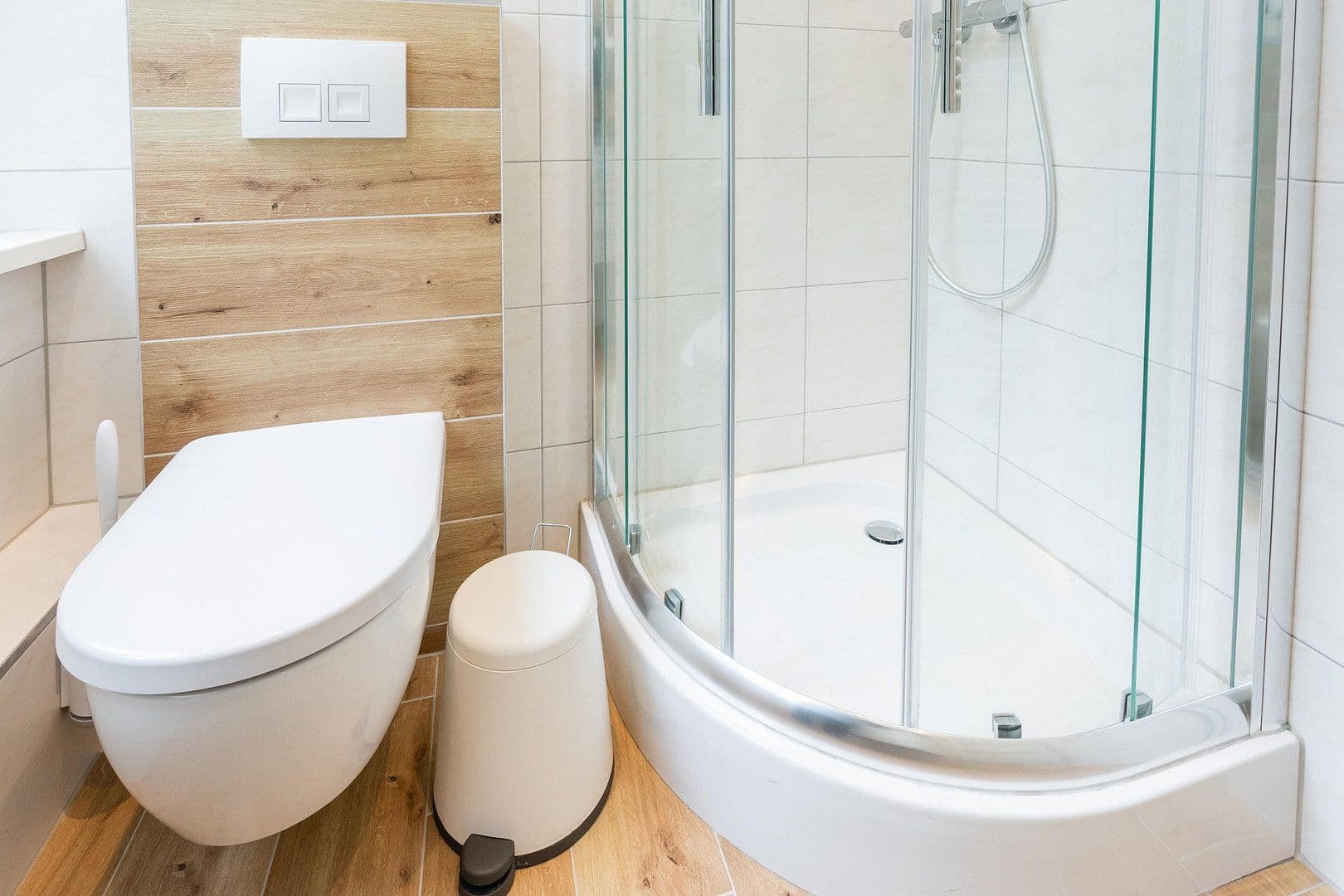Pronájem bytu 1+kk 31 m², Kapellenstraße 43, Cáchy, Severní Porýní-Vestfálsko Pronájem bytu 1+kk 31 m², Kapellenstraße 43, Cáchy, Severní Porýní-Vestfálsko