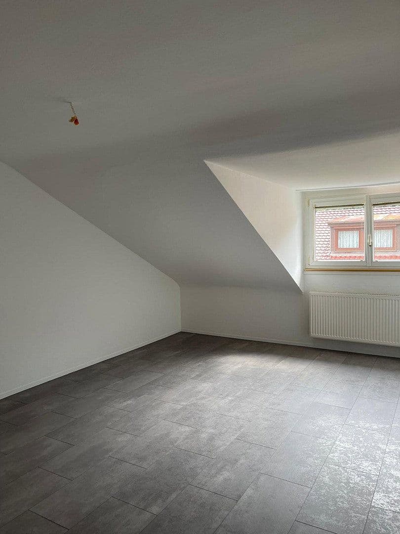 Pronájem bytu 2+kk 56 m², Kaiser-Friedrichstr. 32, Pforzheim, Bádensko-Württembersko Pronájem bytu 2+kk 56 m², Kaiser-Friedrichstr. 32, Pforzheim, Bádensko-Württembersko