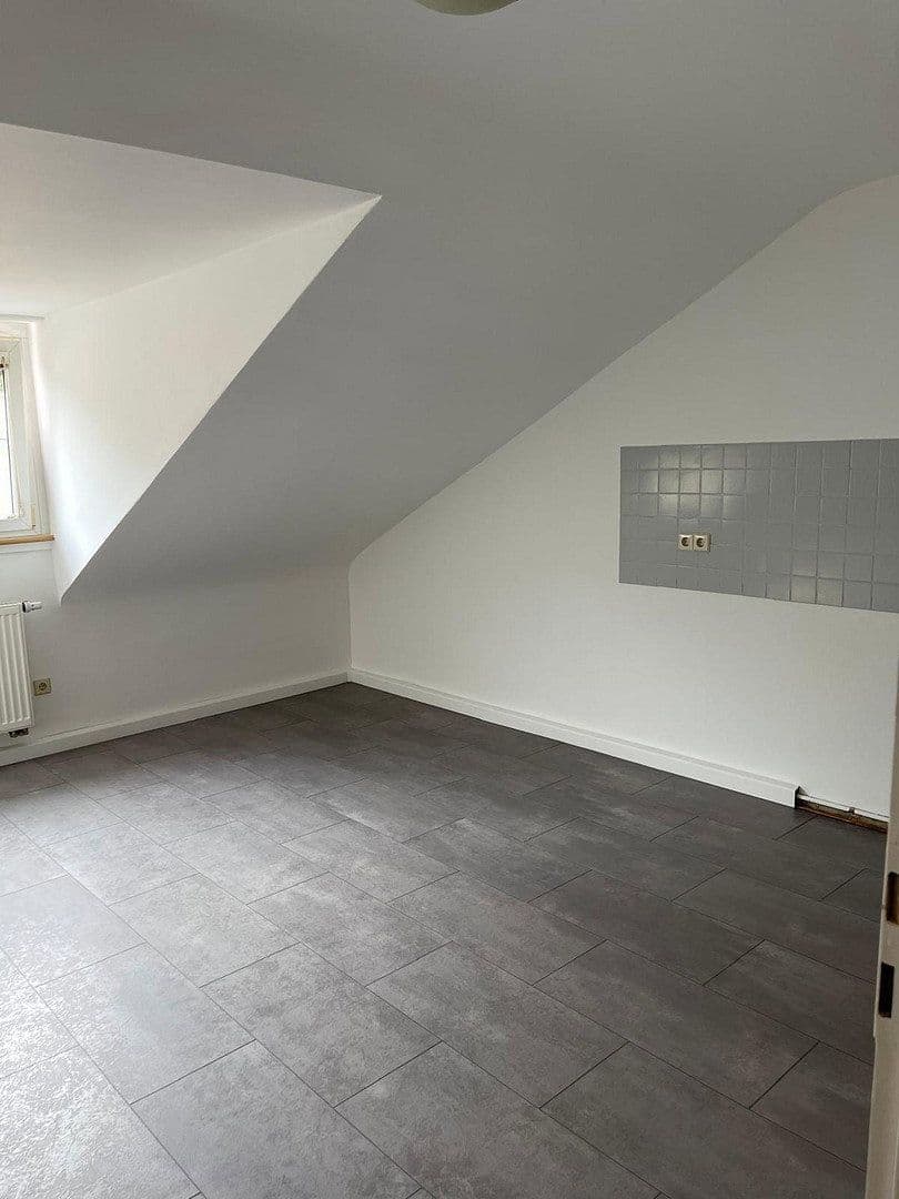 Pronájem bytu 2+kk 56 m², Kaiser-Friedrichstr. 32, Pforzheim, Bádensko-Württembersko Pronájem bytu 2+kk 56 m², Kaiser-Friedrichstr. 32, Pforzheim, Bádensko-Württembersko