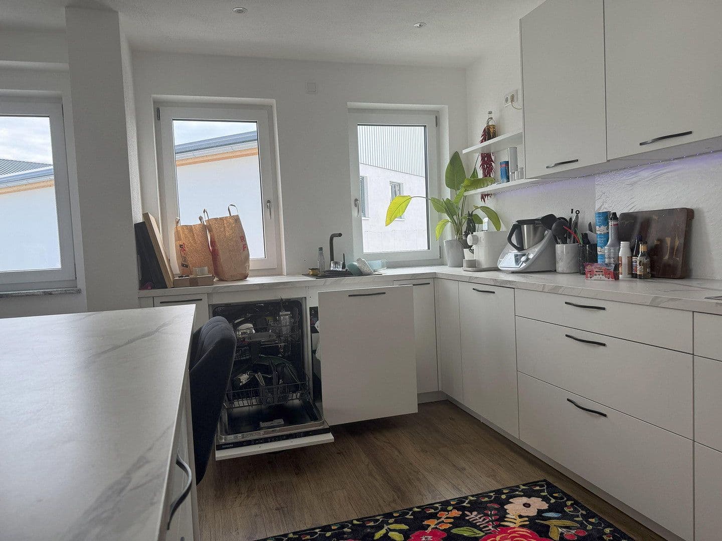 Pronájem domu 273 m², pozemek 750 m², Lauterbachstr.4b, Geretsried, Bavorsko Pronájem domu 273 m², pozemek 750 m², Lauterbachstr.4b, Geretsried, Bavorsko