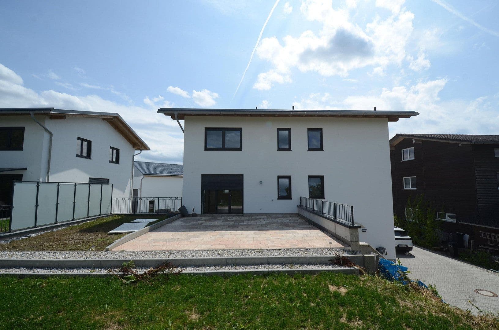 Pronájem domu 273 m², pozemek 750 m², Lauterbachstr.4b, Geretsried, Bavorsko Pronájem domu 273 m², pozemek 750 m², Lauterbachstr.4b, Geretsried, Bavorsko