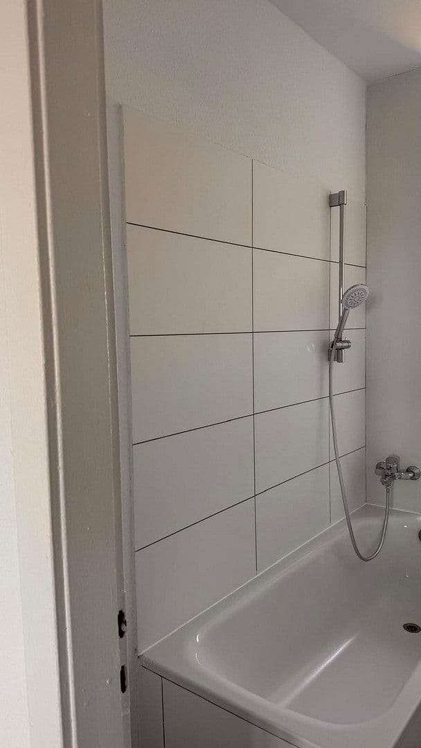 Pronájem bytu 3+1 59 m², Arthur Scheibner Ring 25, Mücheln (Geiseltal), Sasko-Anhaltsko Pronájem bytu 3+1 59 m², Arthur Scheibner Ring 25, Mücheln (Geiseltal), Sasko-Anhaltsko