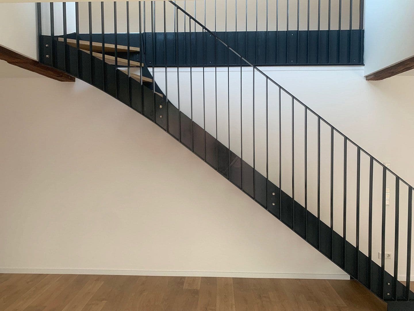 Pronájem bytu 4+1 88 m², Neustadt an der Aisch, Bavorsko Pronájem bytu 4+1 88 m², Neustadt an der Aisch, Bavorsko