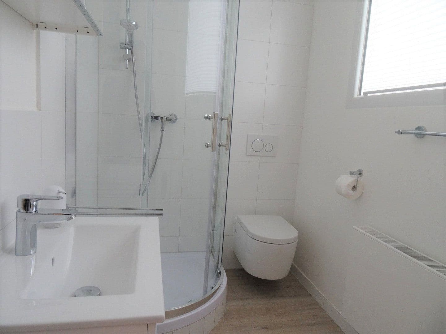 Pronájem bytu 2+1 60 m², Stuttgart, Bádensko-Württembersko Pronájem bytu 2+1 60 m², Stuttgart, Bádensko-Württembersko