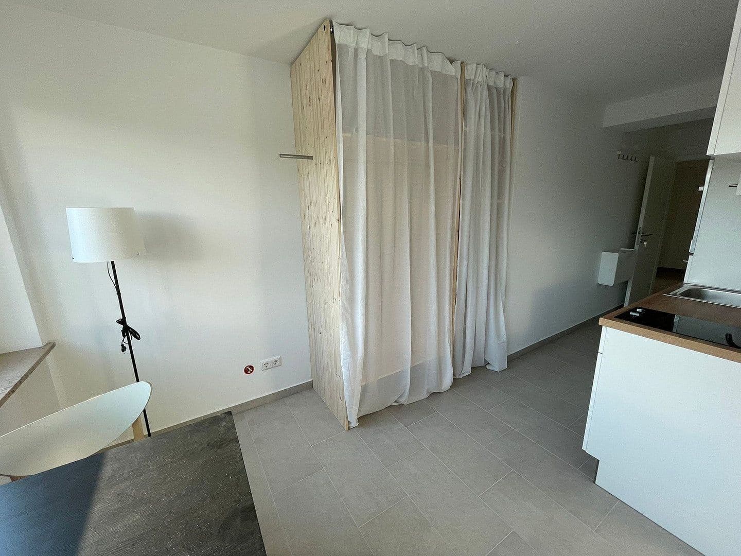 Pronájem bytu 1+1 20 m², Stuttgarter Str. 18, Stuttgart, Bádensko-Württembersko Pronájem bytu 1+1 20 m², Stuttgarter Str. 18, Stuttgart, Bádensko-Württembersko