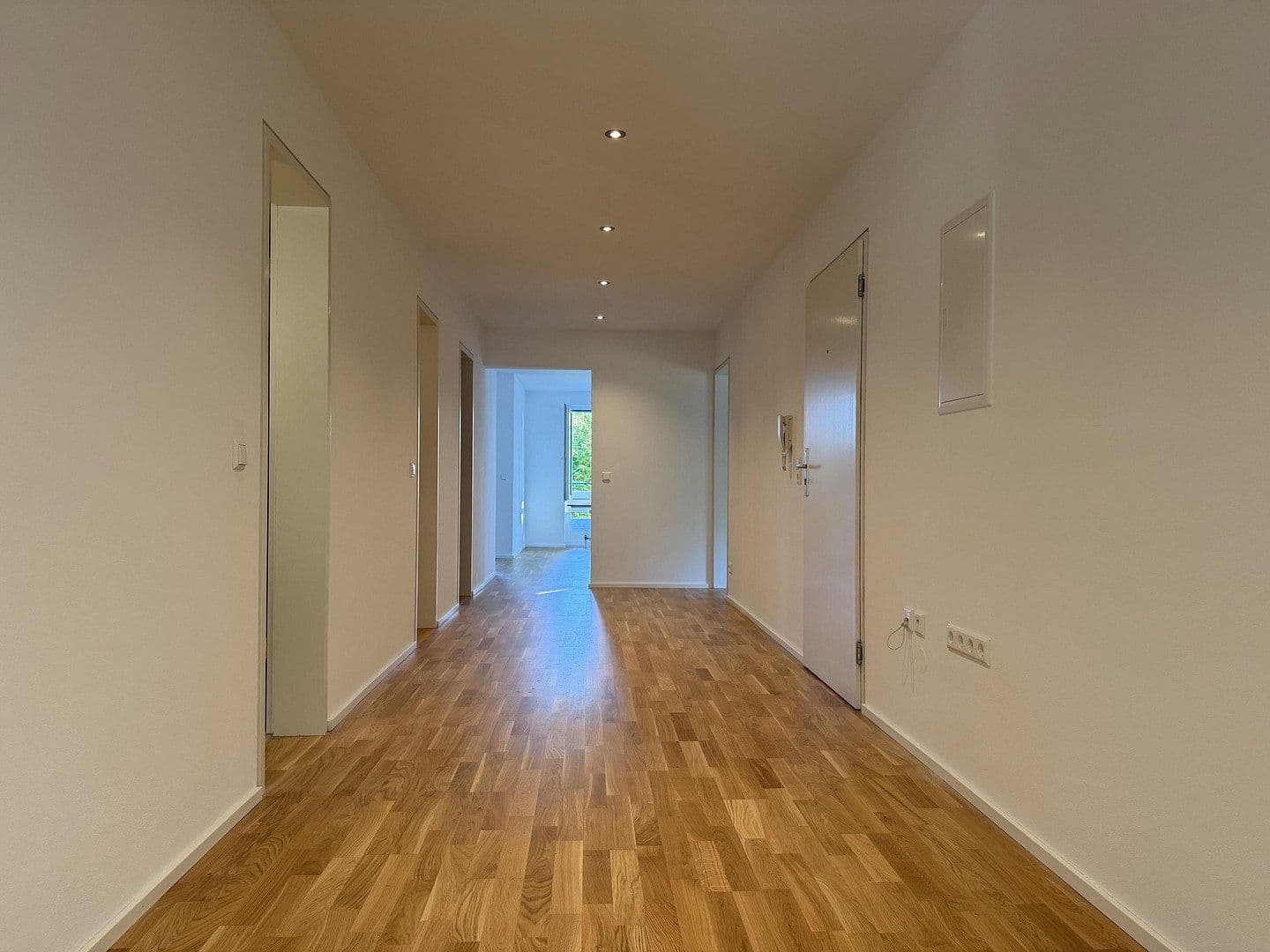 Pronájem bytu 3+kk 115 m², Göppingen, Bádensko-Württembersko Pronájem bytu 3+kk 115 m², Göppingen, Bádensko-Württembersko