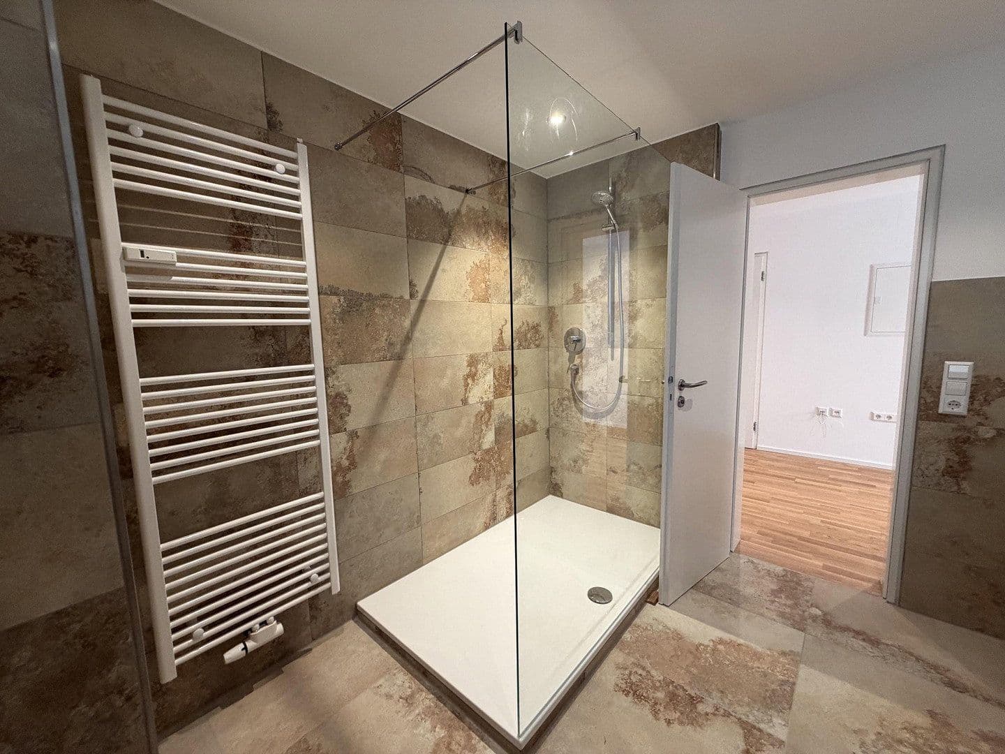 Pronájem bytu 3+kk 115 m², Göppingen, Bádensko-Württembersko Pronájem bytu 3+kk 115 m², Göppingen, Bádensko-Württembersko