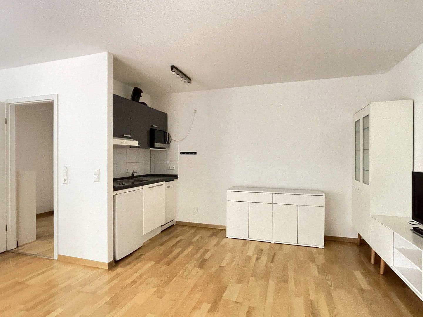Pronájem bytu 2+1 43 m², Frankenallee 25, Frankfurt am Main, Hessen Pronájem bytu 2+1 43 m², Frankenallee 25, Frankfurt am Main, Hessen