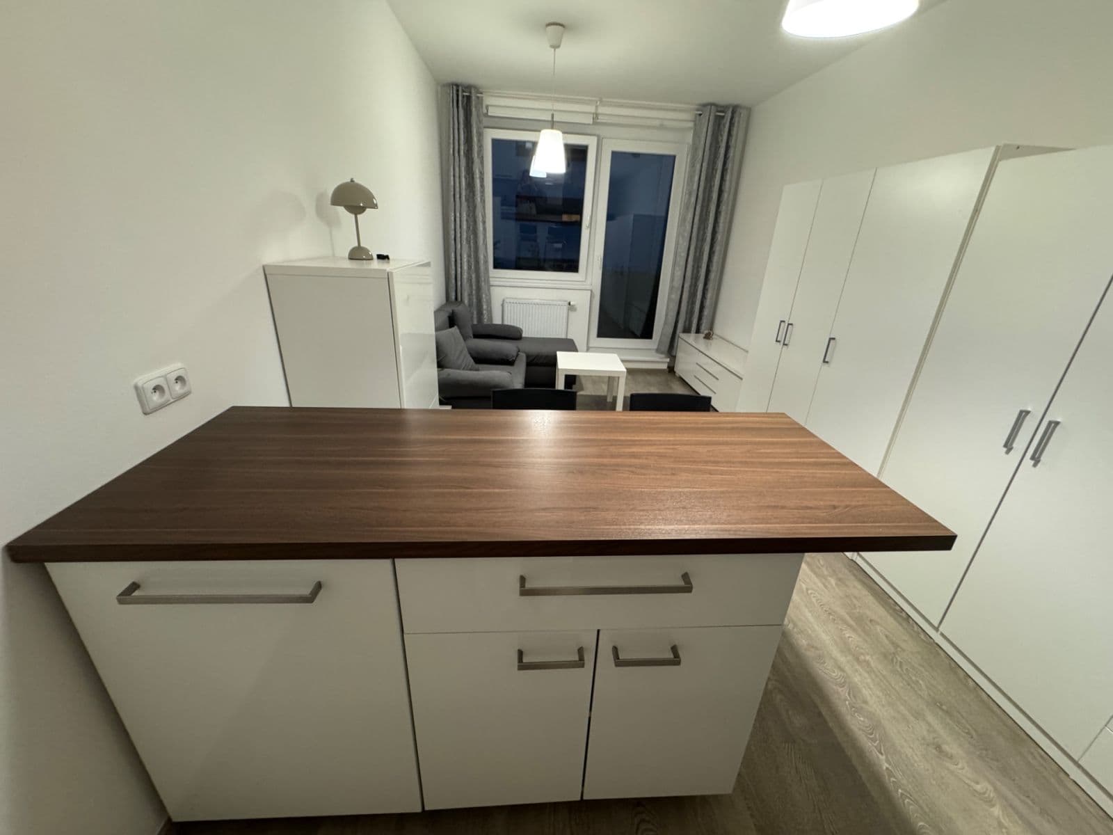 Pronájem bytu 1+kk 27 m², Zakšínská, Praha, Praha Pronájem bytu 1+kk 27 m², Zakšínská, Praha, Praha