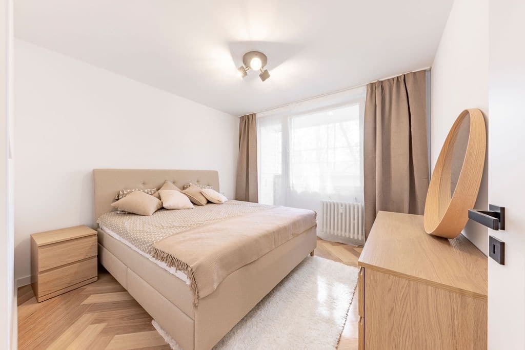 Prodej bytu 3+kk 70 m², Jablonecká, Praha, Praha Prodej bytu 3+kk 70 m², Jablonecká, Praha, Praha