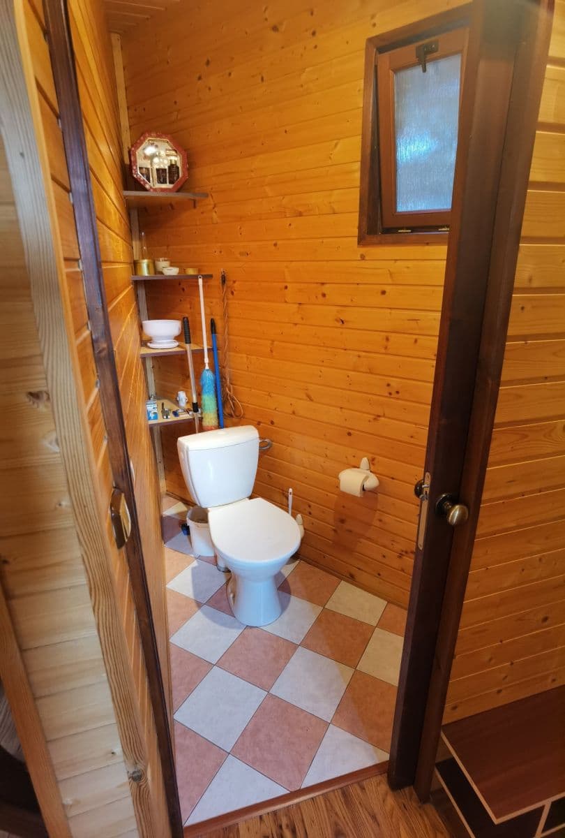 Prodej chaty, chalupy 38 m², pozemek 370 m², Kněževes, Středočeský kraj Prodej chaty, chalupy 38 m², pozemek 370 m², Kněževes, Středočeský kraj