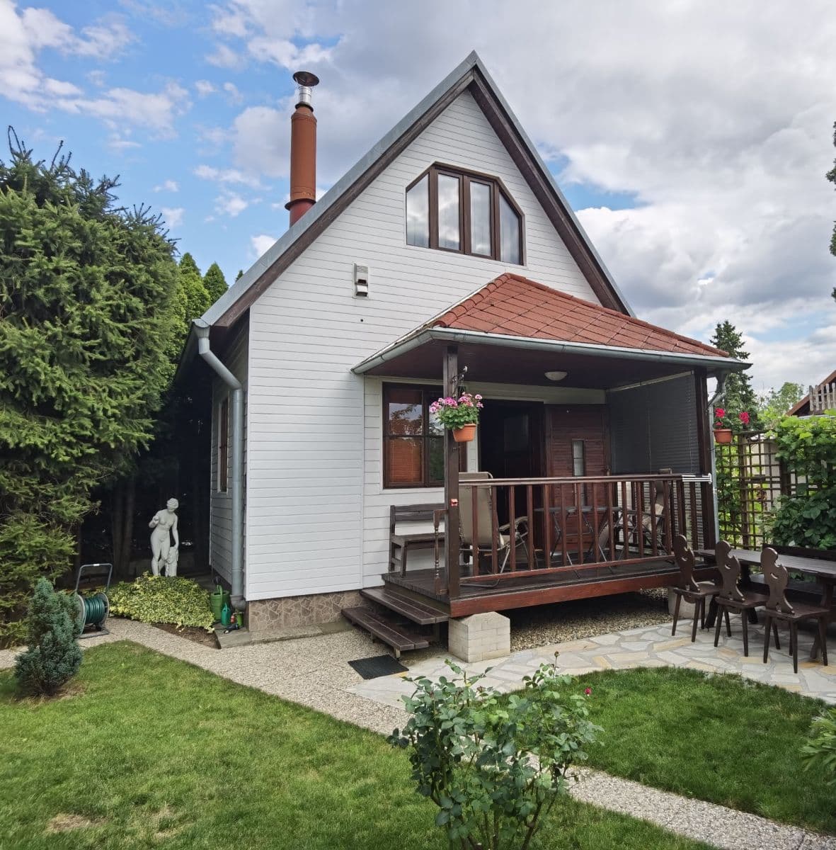 Prodej chaty, chalupy 38 m², pozemek 370 m², Kněževes, Středočeský kraj Prodej chaty, chalupy 38 m², pozemek 370 m², Kněževes, Středočeský kraj