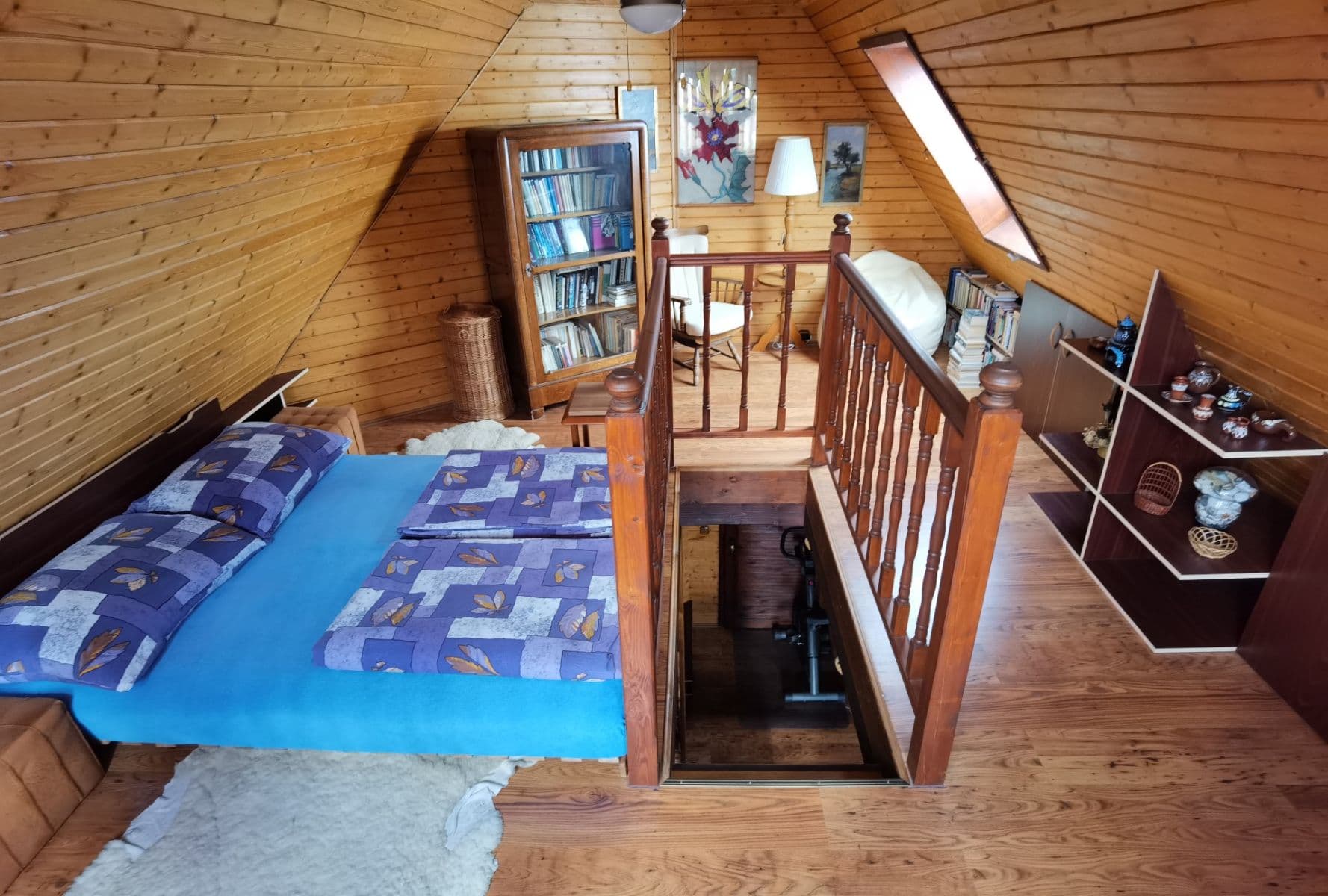 Prodej chaty, chalupy 38 m², pozemek 370 m², Kněževes, Středočeský kraj Prodej chaty, chalupy 38 m², pozemek 370 m², Kněževes, Středočeský kraj