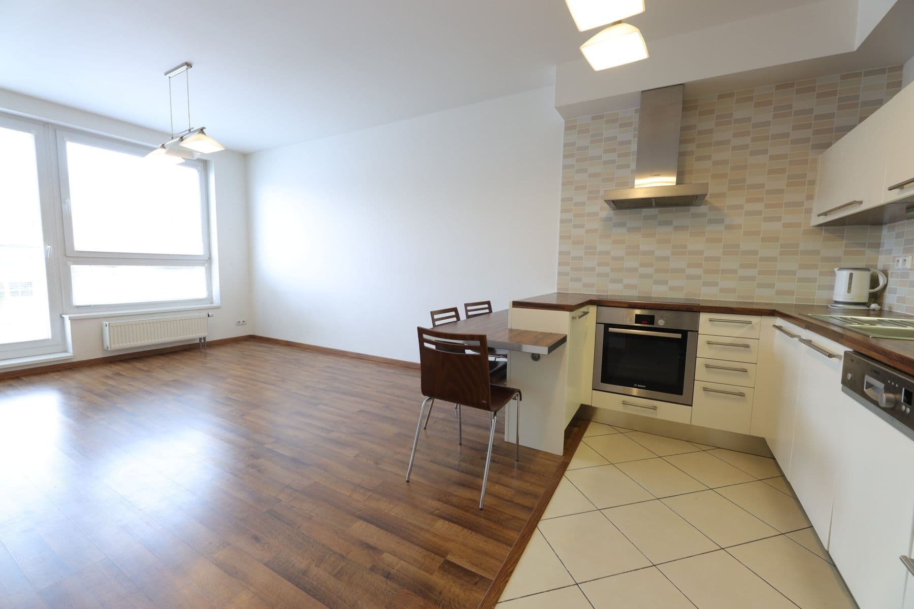 Pronájem bytu 2+kk 49 m², Pod Harfou, Praha, Praha Pronájem bytu 2+kk 49 m², Pod Harfou, Praha, Praha