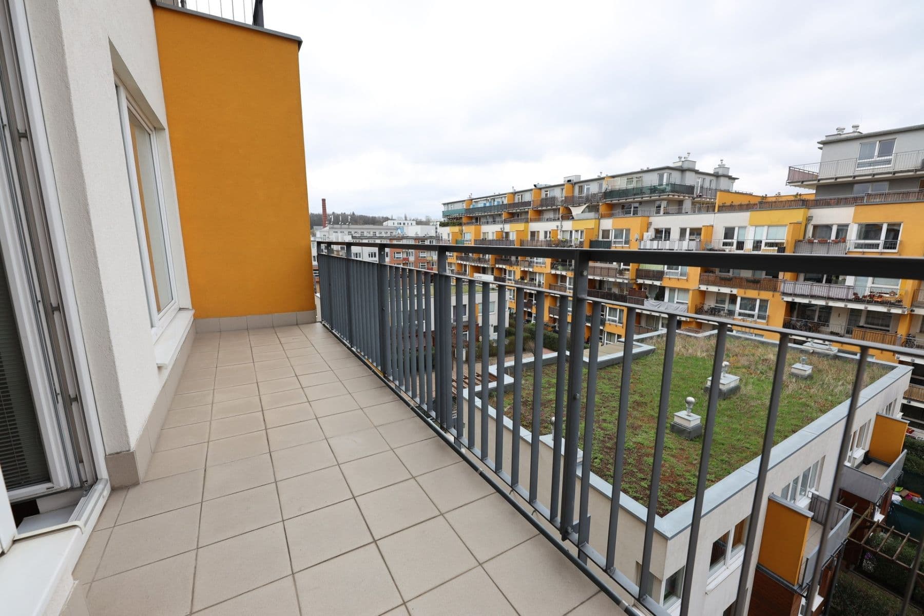 Pronájem bytu 2+kk 49 m², Pod Harfou, Praha, Praha Pronájem bytu 2+kk 49 m², Pod Harfou, Praha, Praha