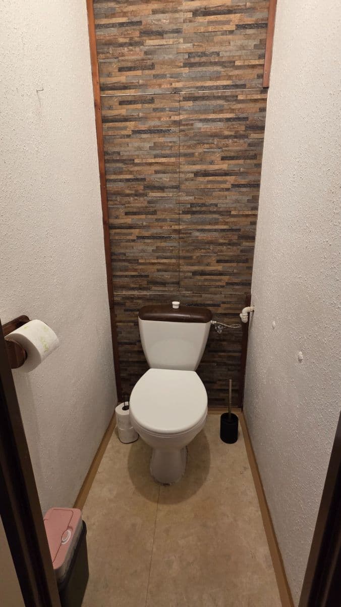 Pronájem bytu 2+1 50 m², Jemenská, Praha, Praha Pronájem bytu 2+1 50 m², Jemenská, Praha, Praha