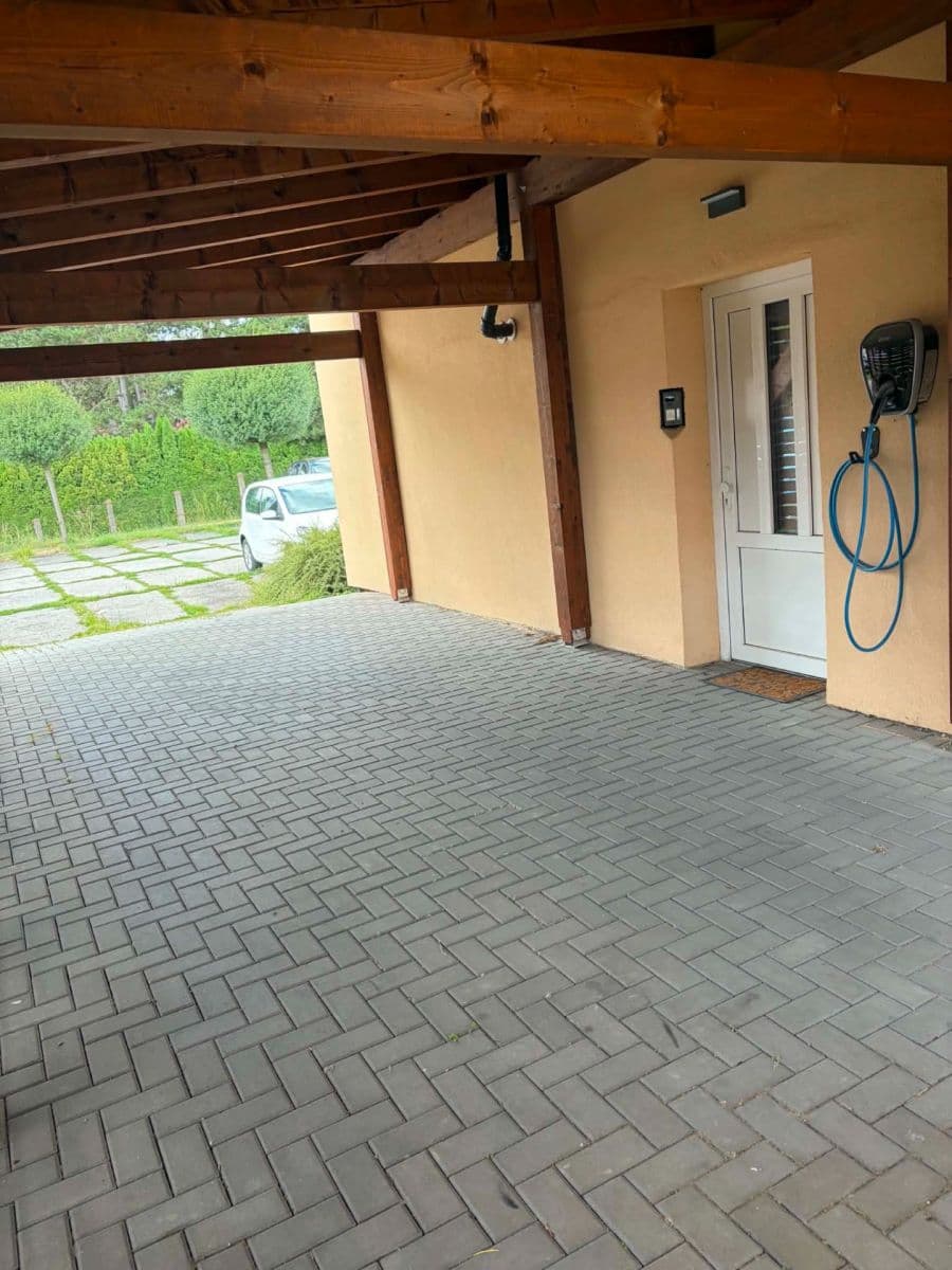 Pronájem kanceláře 120 m², Hemy, Valašské Meziříčí, Zlínský kraj Pronájem kanceláře 120 m², Hemy, Valašské Meziříčí, Zlínský kraj