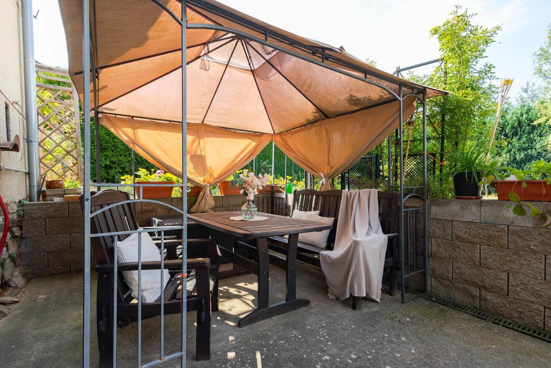 Prodej domu 150 m², pozemek 852 m², Vlastějovice, Středočeský kraj Prodej domu 150 m², pozemek 852 m², Vlastějovice, Středočeský kraj