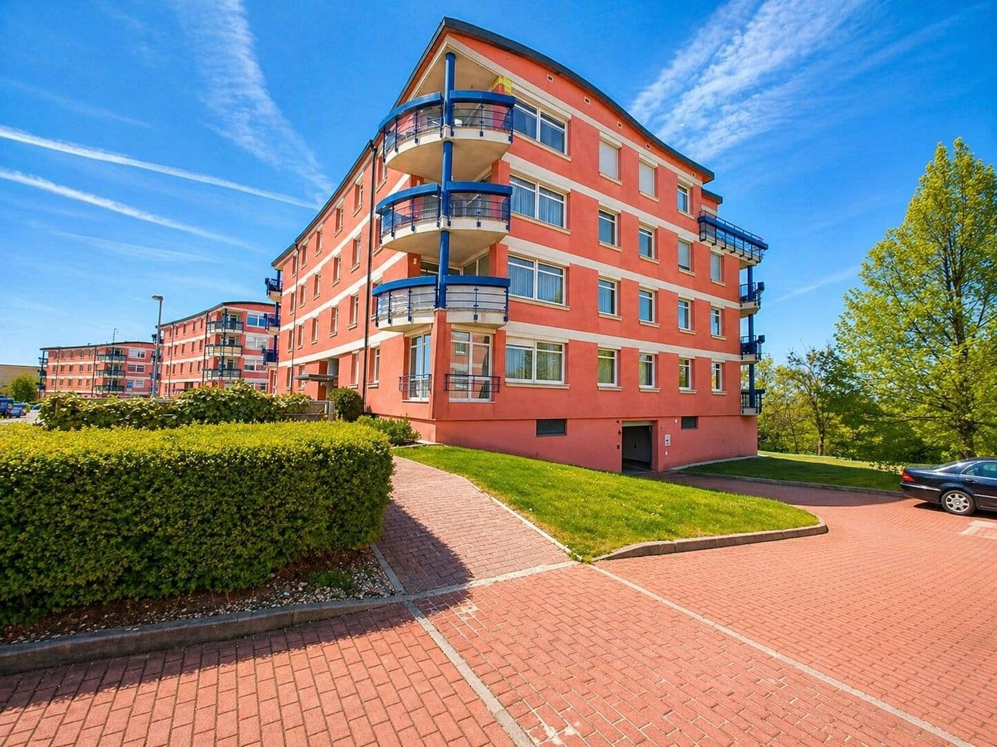 Pronájem garáže 14 m², Nad Okrouhlíkem, Praha, Praha Pronájem garáže 14 m², Nad Okrouhlíkem, Praha, Praha