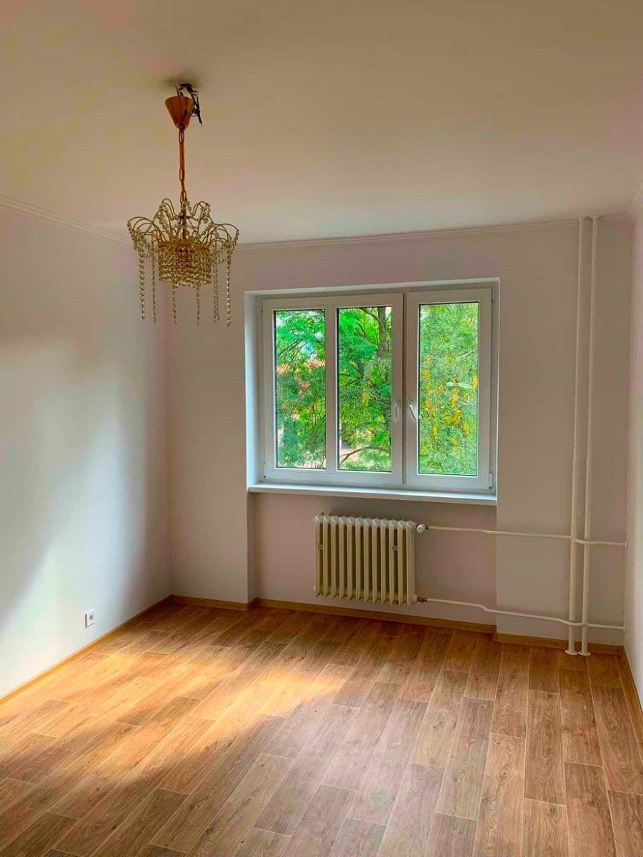 Pronájem bytu 2+1 68 m², U Spořitelny, Karlovy Vary, Karlovarský kraj Pronájem bytu 2+1 68 m², U Spořitelny, Karlovy Vary, Karlovarský kraj