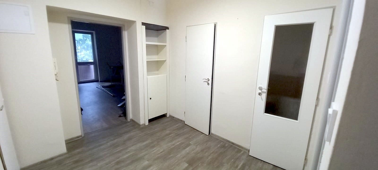 Pronájem bytu 2+1 68 m², U Spořitelny, Karlovy Vary, Karlovarský kraj Pronájem bytu 2+1 68 m², U Spořitelny, Karlovy Vary, Karlovarský kraj