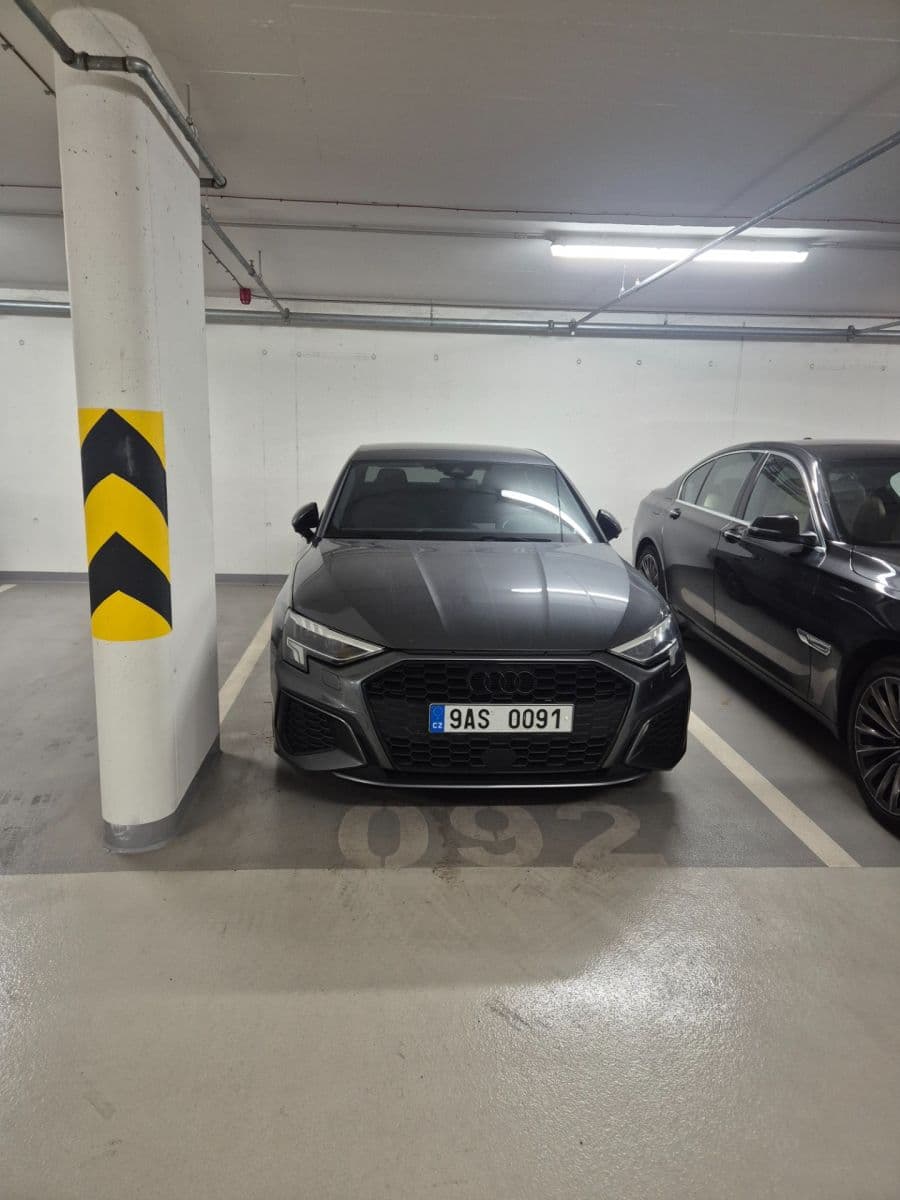 Pronájem garáže 18 m², U Mlýnského kanálu, Praha, Praha Pronájem garáže 18 m², U Mlýnského kanálu, Praha, Praha