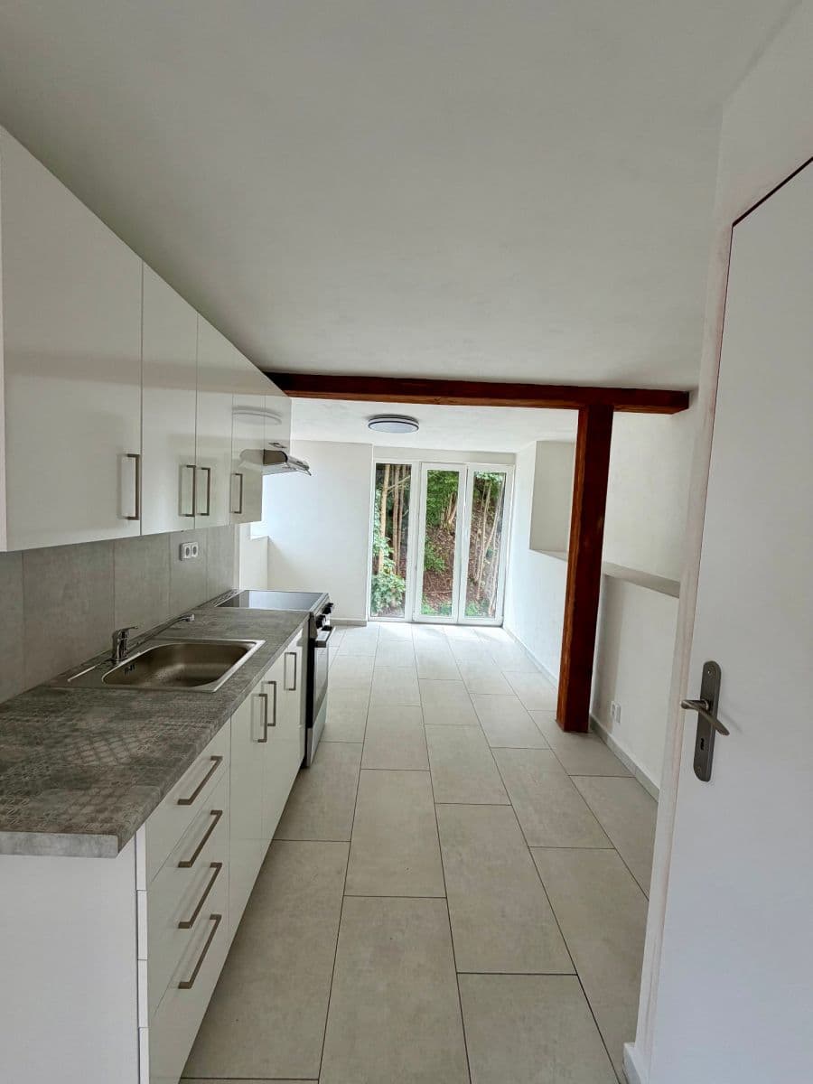 Prodej bytu 2+kk 47 m², Horská, Trutnov, Královéhradecký kraj Prodej bytu 2+kk 47 m², Horská, Trutnov, Královéhradecký kraj