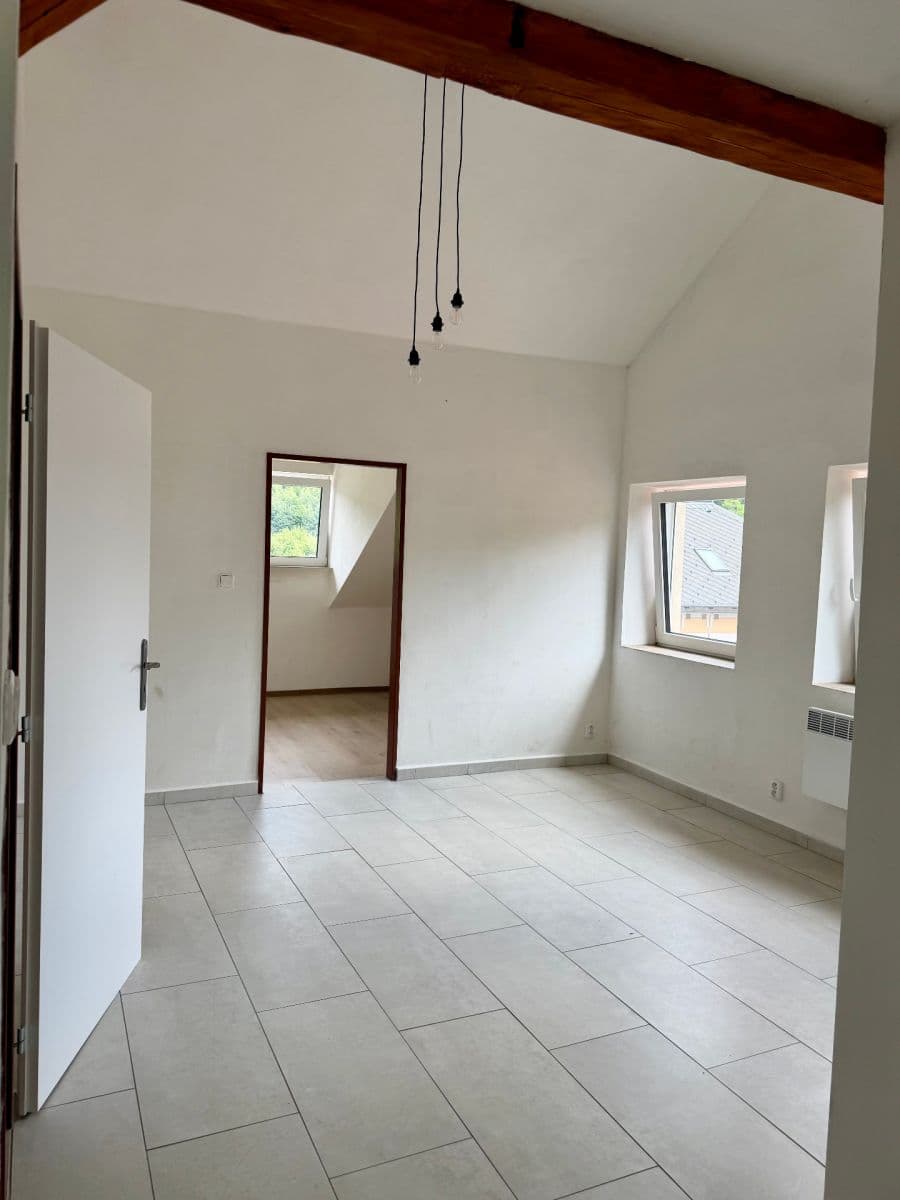 Prodej bytu 2+kk 47 m², Horská, Trutnov, Královéhradecký kraj Prodej bytu 2+kk 47 m², Horská, Trutnov, Královéhradecký kraj
