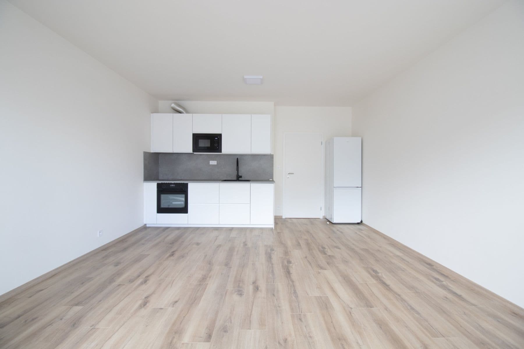 Pronájem bytu 1+kk 37 m², Gerstelova, Praha, Praha Pronájem bytu 1+kk 37 m², Gerstelova, Praha, Praha
