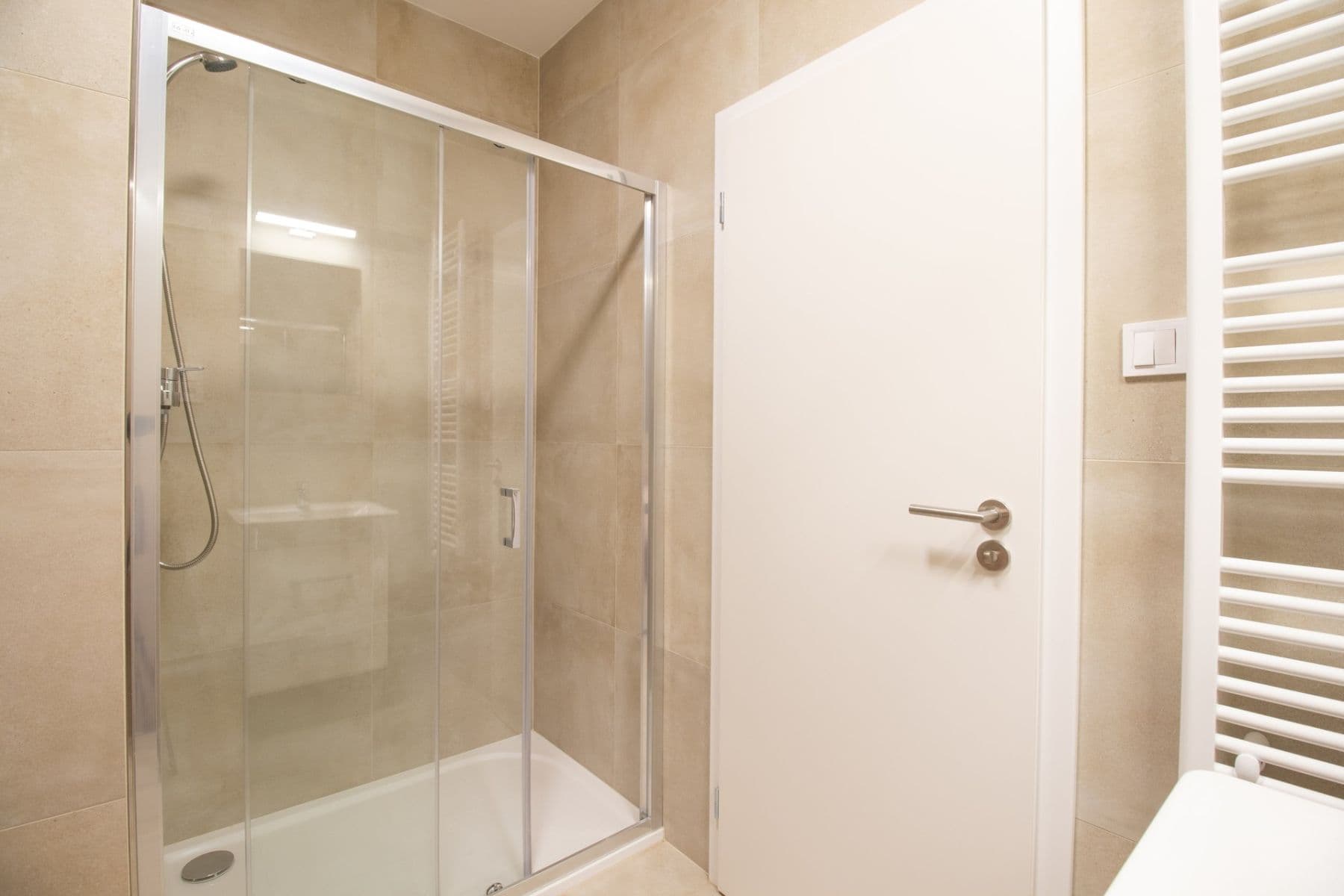 Pronájem bytu 1+kk 37 m², Gerstelova, Praha, Praha Pronájem bytu 1+kk 37 m², Gerstelova, Praha, Praha