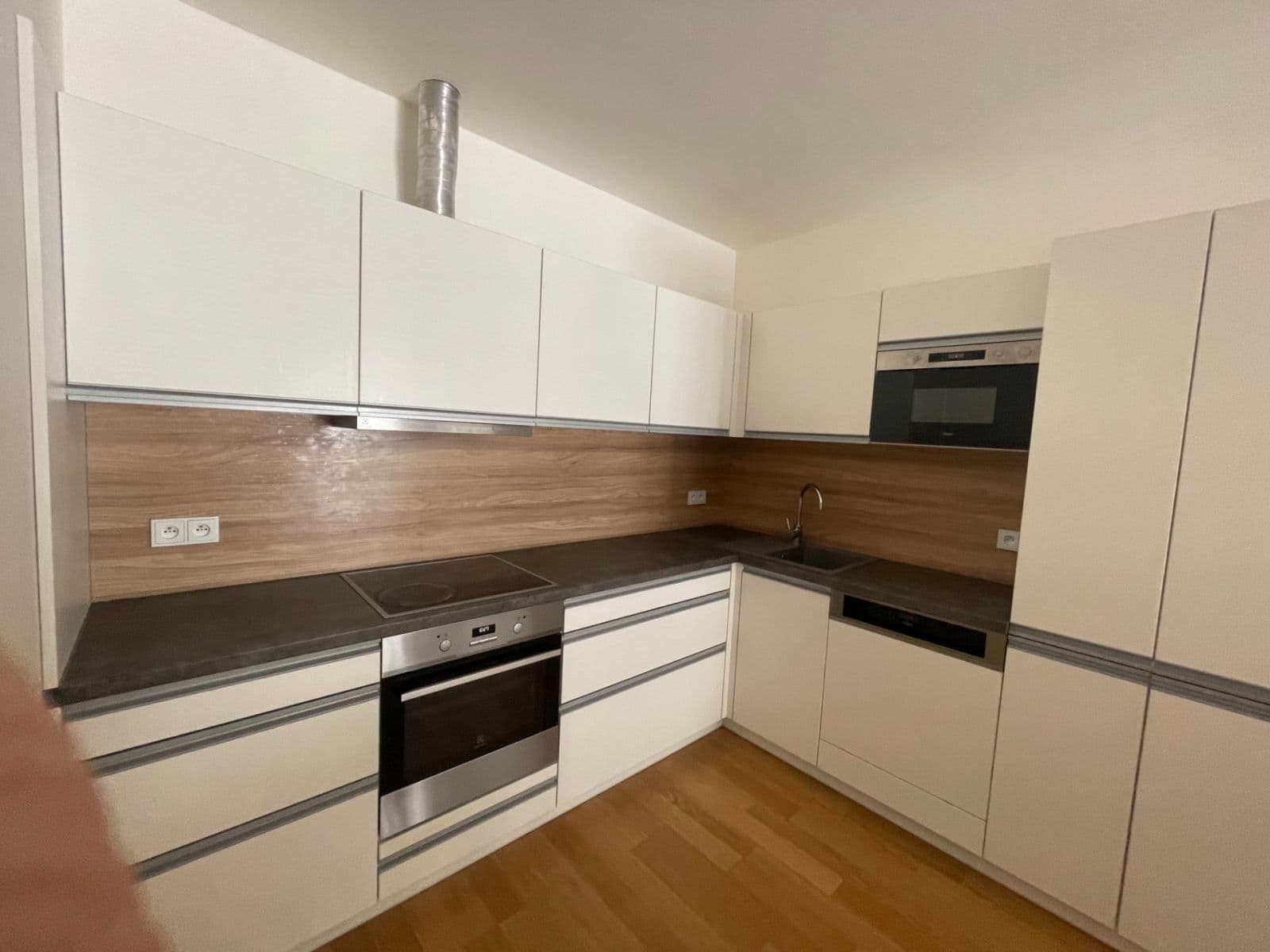 Pronájem bytu 2+kk 52 m², Studentská, Brno, Jihomoravský kraj Pronájem bytu 2+kk 52 m², Studentská, Brno, Jihomoravský kraj