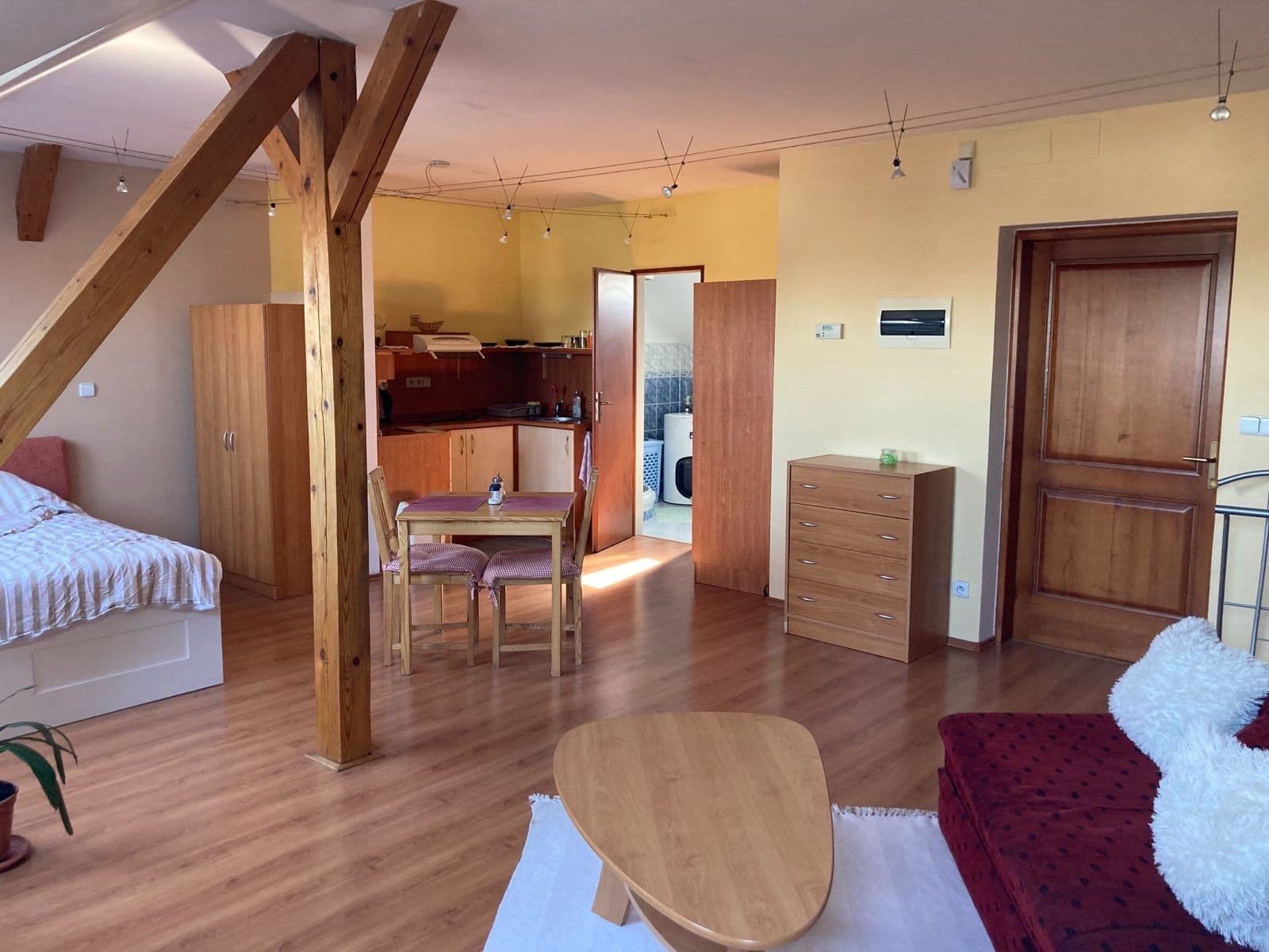 Pronájem bytu 1+kk 55 m², Zolova, Olomouc, Olomoucký kraj Pronájem bytu 1+kk 55 m², Zolova, Olomouc, Olomoucký kraj