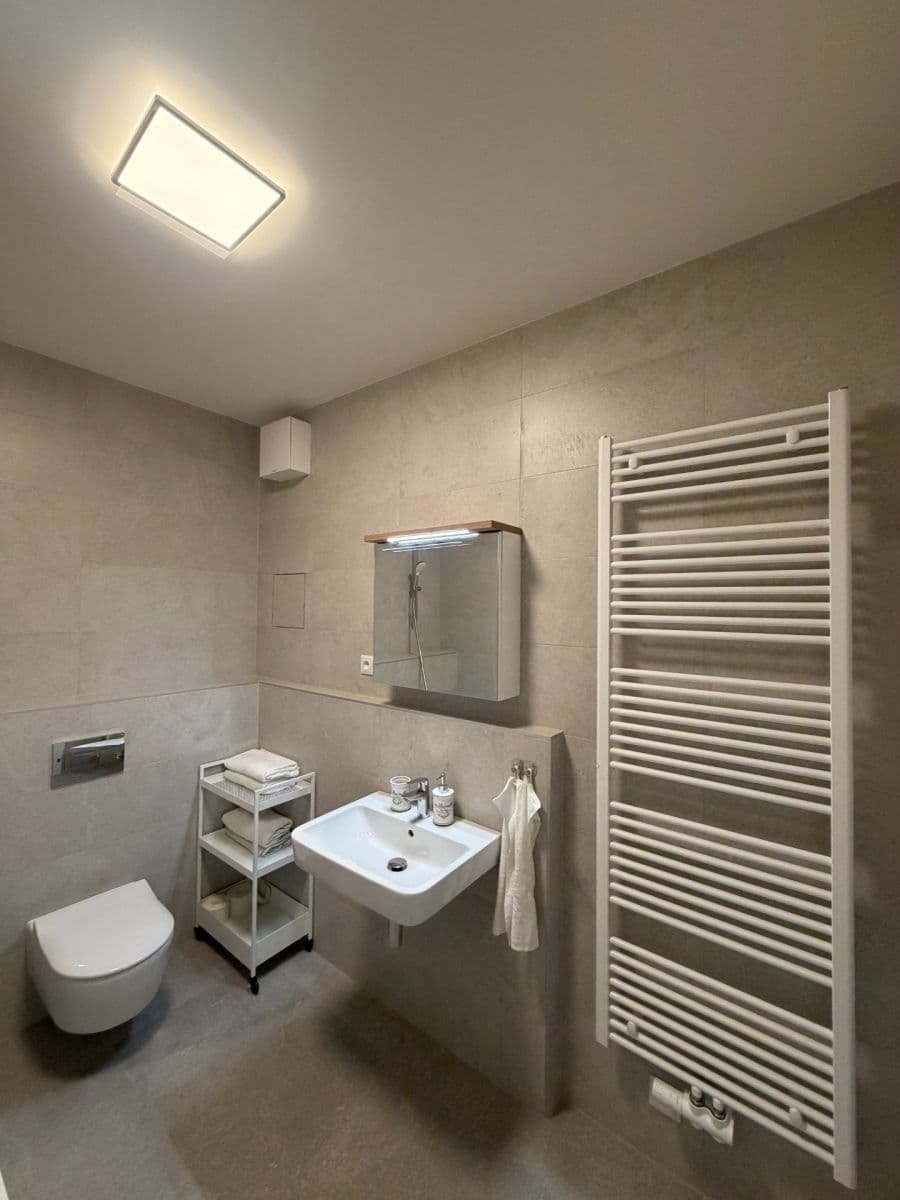 Pronájem bytu 2+kk 59 m², Divíškové, Praha, Praha Pronájem bytu 2+kk 59 m², Divíškové, Praha, Praha