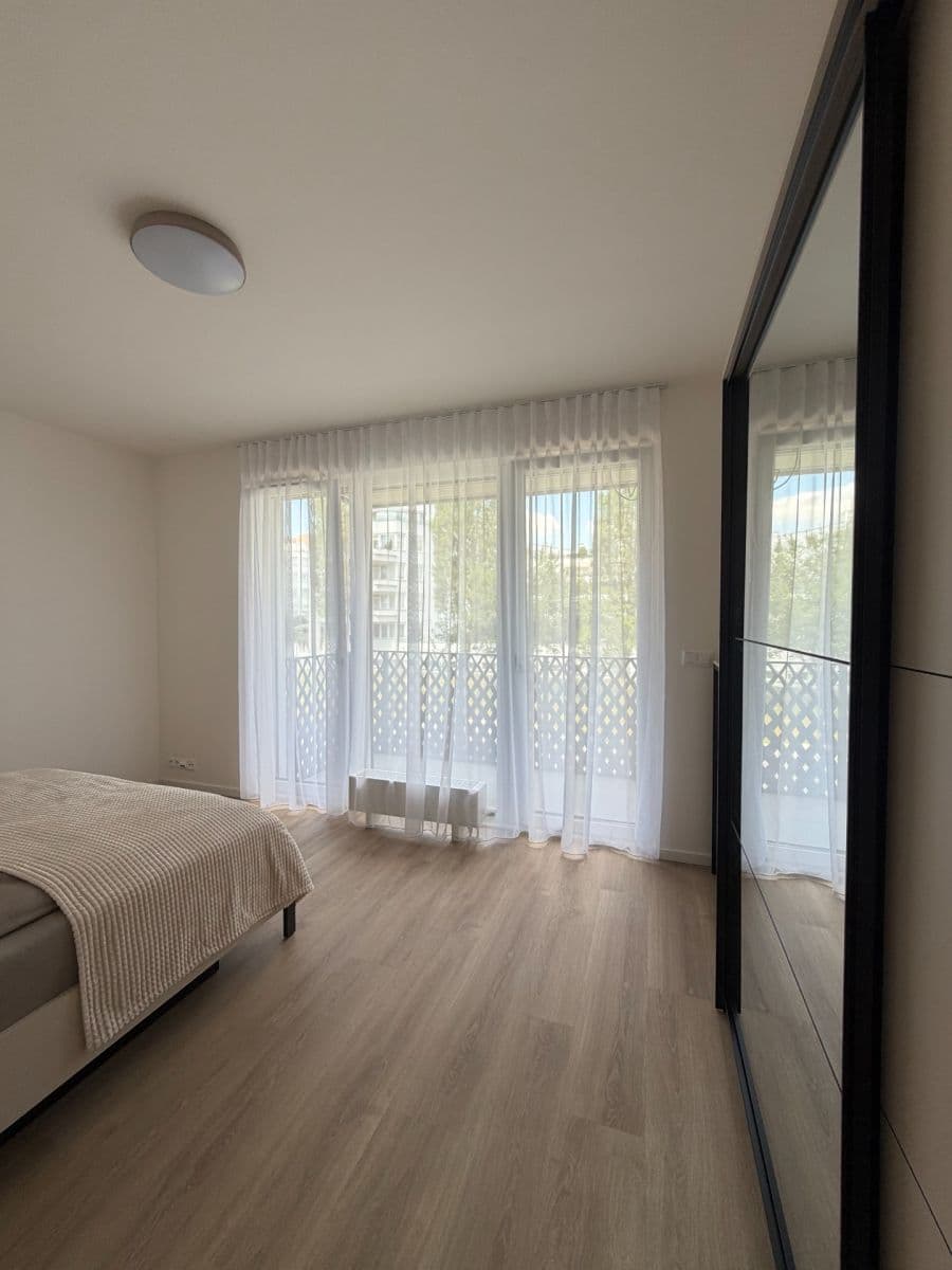 Pronájem bytu 2+kk 59 m², Divíškové, Praha, Praha Pronájem bytu 2+kk 59 m², Divíškové, Praha, Praha