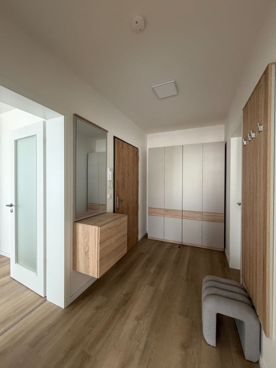 Pronájem bytu 2+kk 59 m², Divíškové, Praha, Praha Pronájem bytu 2+kk 59 m², Divíškové, Praha, Praha