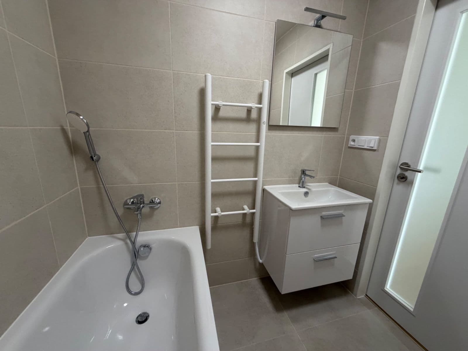 Pronájem bytu 3+kk 62 m², V Průčelí, Praha, Praha Pronájem bytu 3+kk 62 m², V Průčelí, Praha, Praha