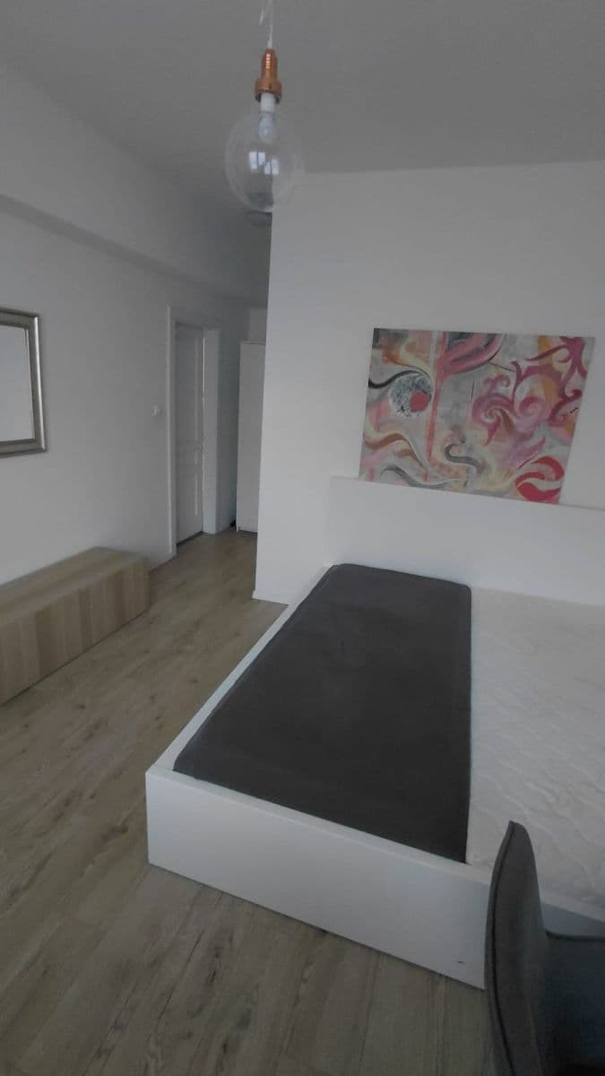 Pronájem bytu 2+1 72 m², Blumentálska, Bratislava - mestská časť Staré Mesto, Bratislavský kraj Pronájem bytu 2+1 72 m², Blumentálska, Bratislava - mestská časť Staré Mesto, Bratislavský kraj