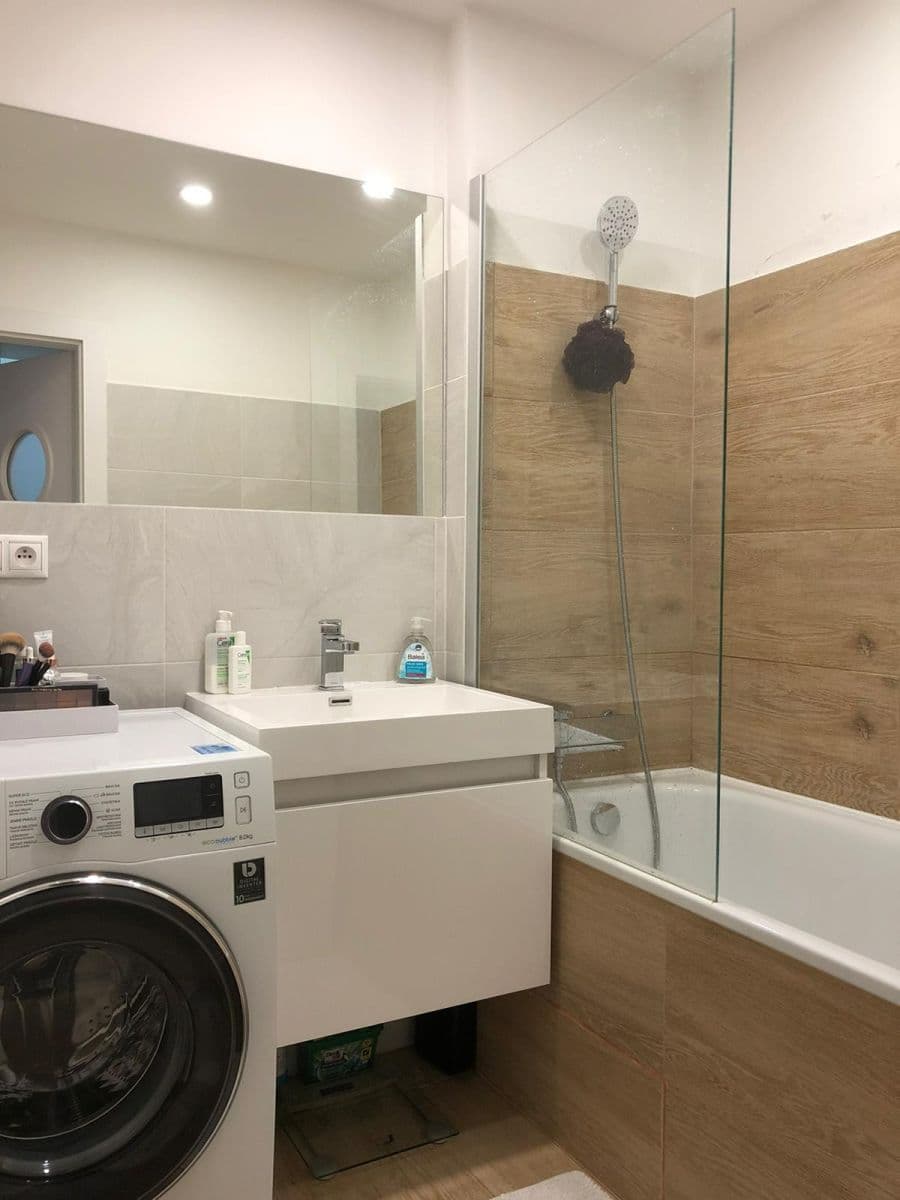 Pronájem bytu 2+1 72 m², Blumentálska, Bratislava - mestská časť Staré Mesto, Bratislavský kraj Pronájem bytu 2+1 72 m², Blumentálska, Bratislava - mestská časť Staré Mesto, Bratislavský kraj