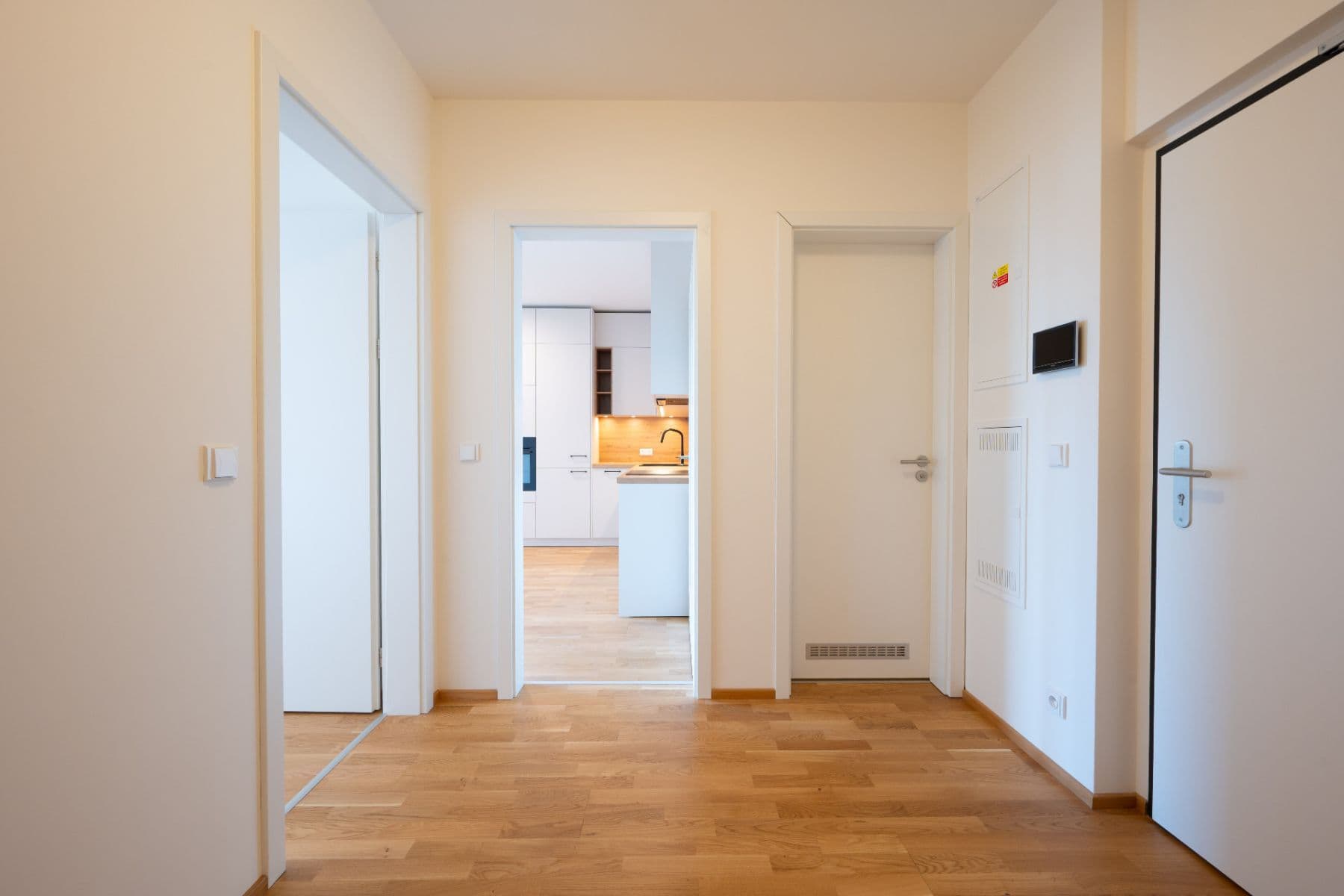Pronájem bytu 2+kk 54 m², Fafkových, Praha, Praha Pronájem bytu 2+kk 54 m², Fafkových, Praha, Praha