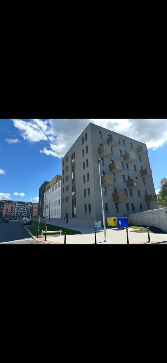 Pronájem garáže 10 m², Benešov, Středočeský kraj Pronájem garáže 10 m², Benešov, Středočeský kraj