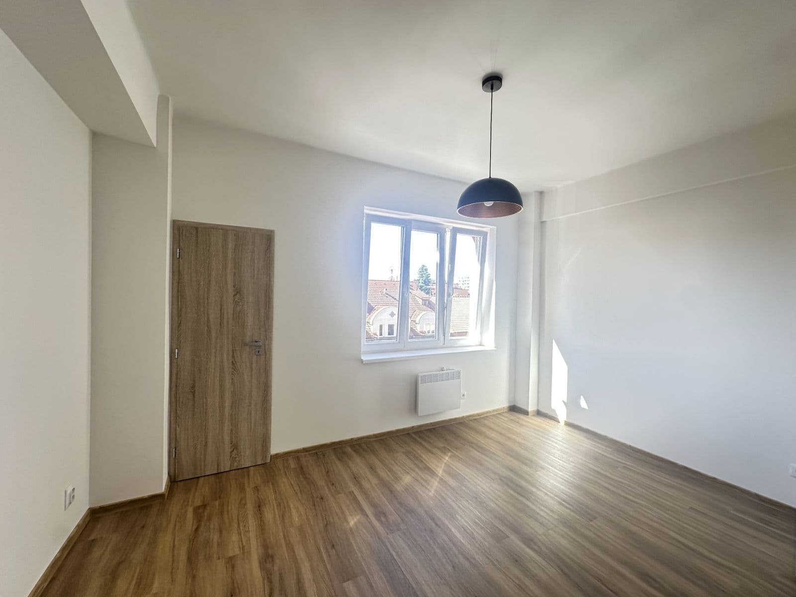 Pronájem bytu 2+kk 50 m², Jeseniova, Praha, Praha Pronájem bytu 2+kk 50 m², Jeseniova, Praha, Praha