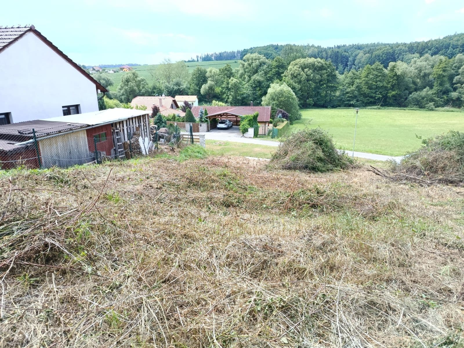 Prodej pozemku 899 m², Hosín, Jihočeský kraj Prodej pozemku 899 m², Hosín, Jihočeský kraj