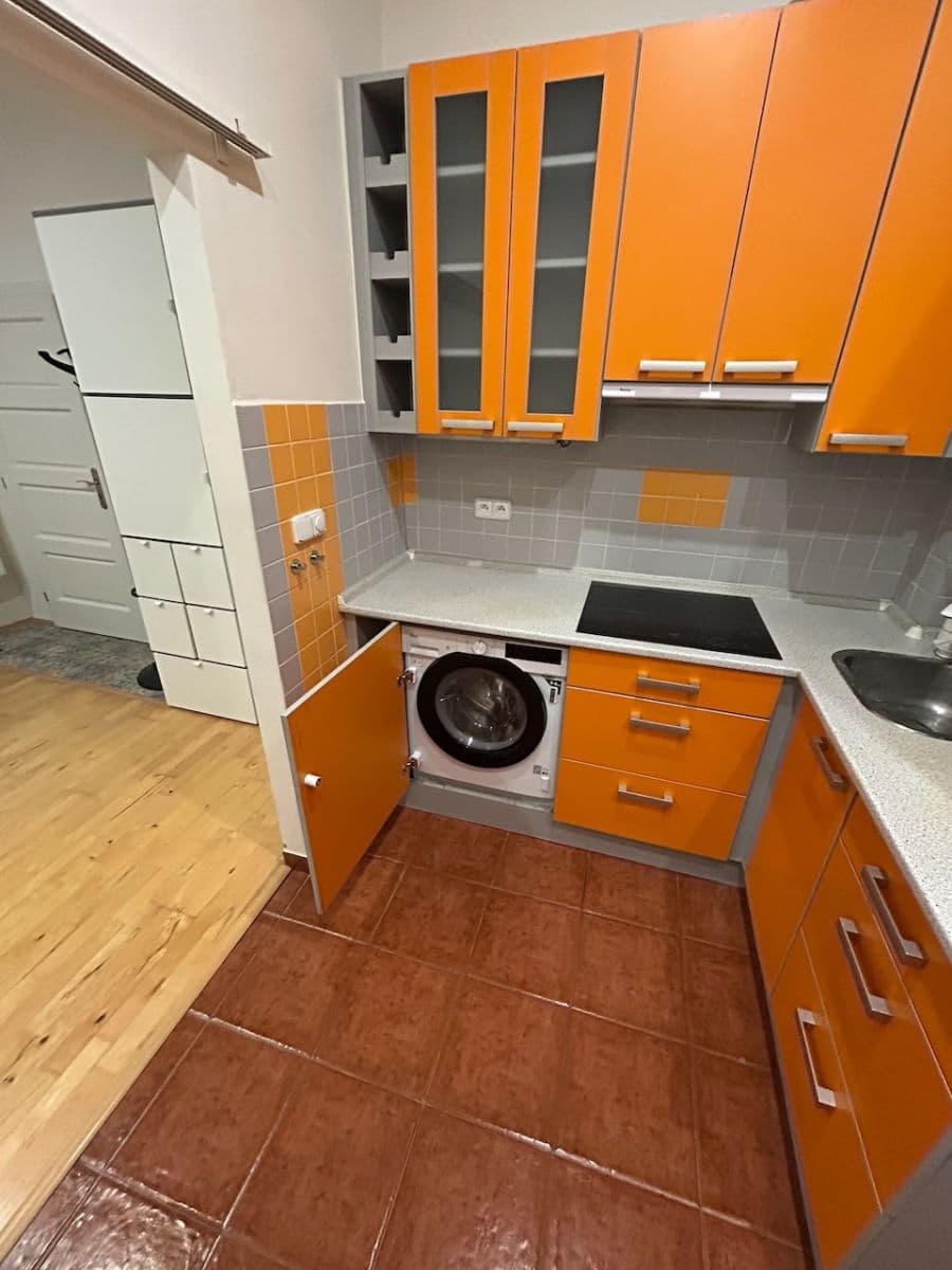 Pronájem bytu 2+kk 38 m², Jilemnického, Praha, Praha Pronájem bytu 2+kk 38 m², Jilemnického, Praha, Praha