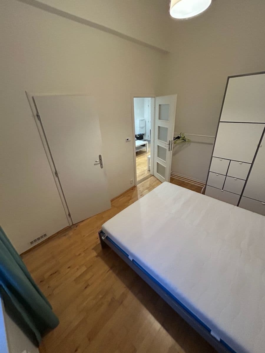Pronájem bytu 2+kk 38 m², Jilemnického, Praha, Praha Pronájem bytu 2+kk 38 m², Jilemnického, Praha, Praha