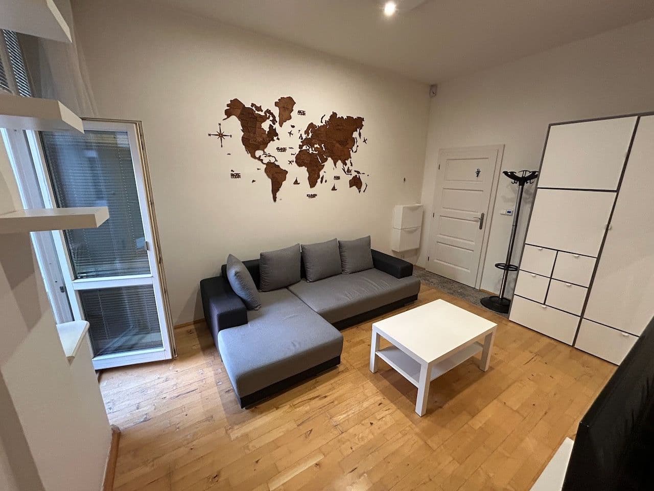 Pronájem bytu 2+kk 38 m², Jilemnického, Praha, Praha Pronájem bytu 2+kk 38 m², Jilemnického, Praha, Praha
