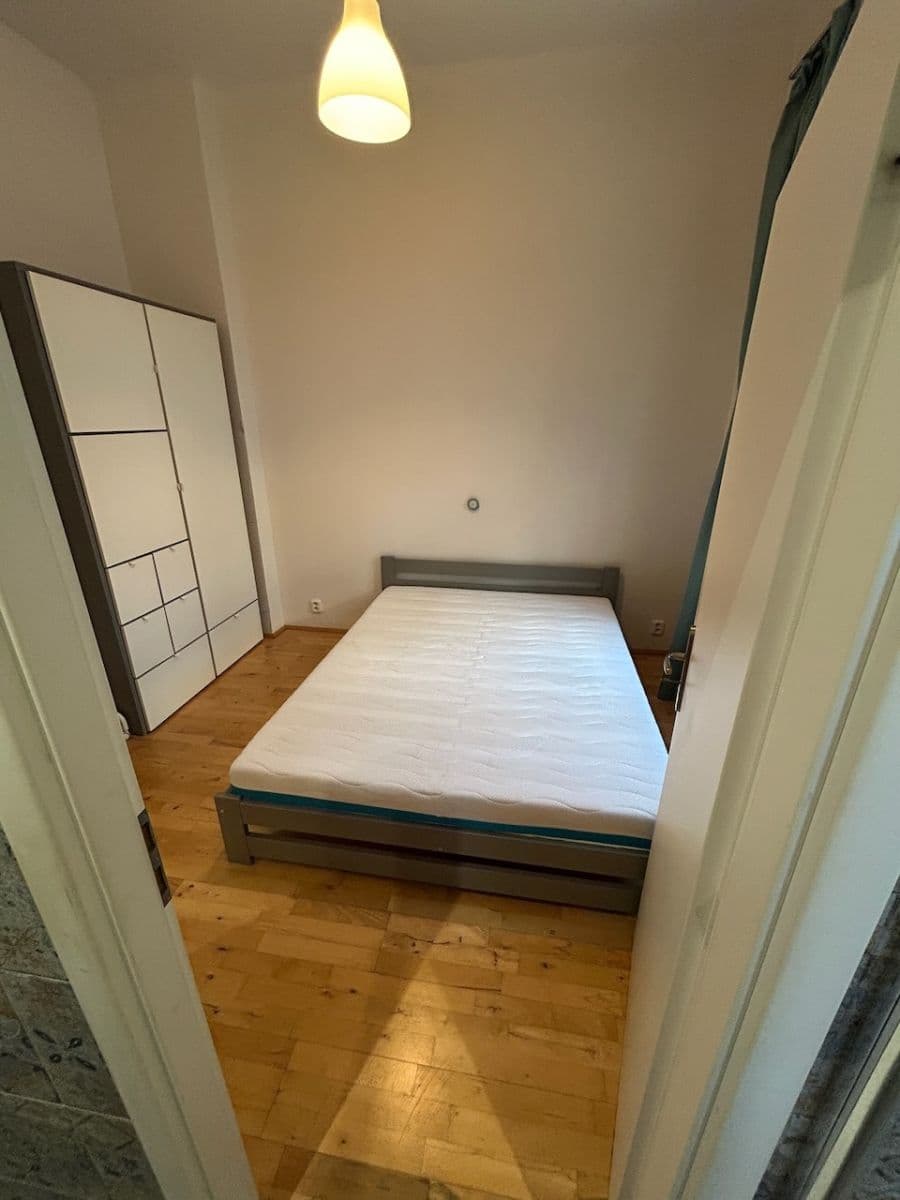 Pronájem bytu 2+kk 38 m², Jilemnického, Praha, Praha Pronájem bytu 2+kk 38 m², Jilemnického, Praha, Praha