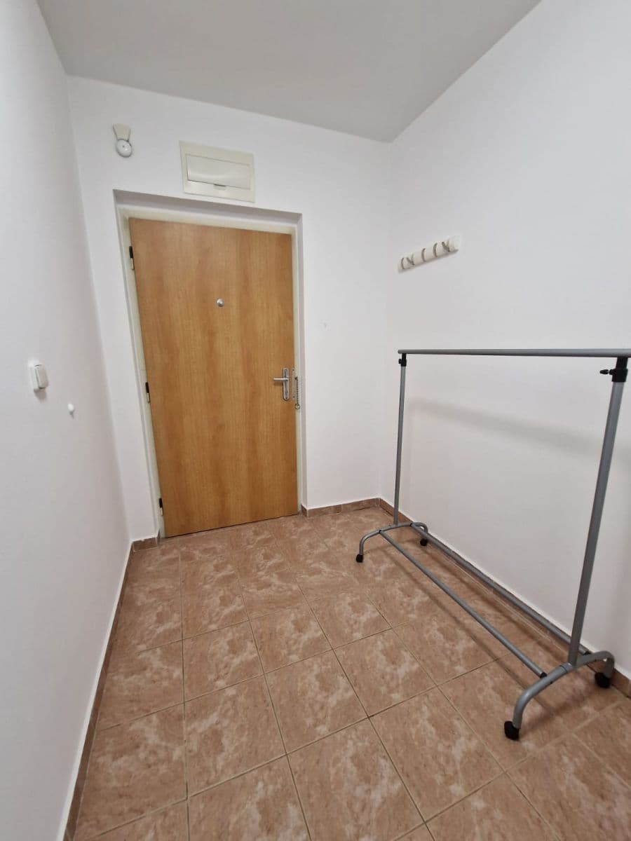 Pronájem bytu 2+1 65 m², Sečská, Praha, Praha Pronájem bytu 2+1 65 m², Sečská, Praha, Praha